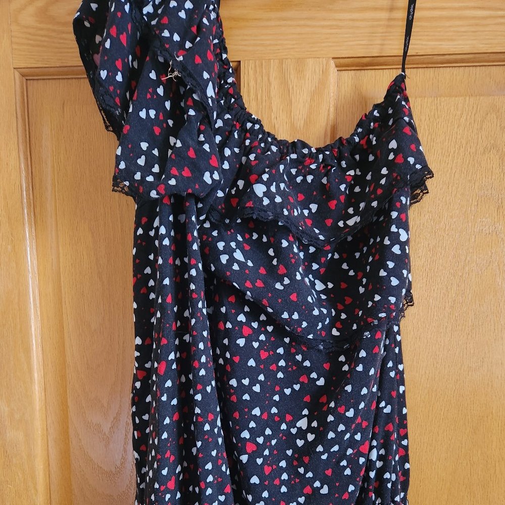 One shoulder bubble top shirt